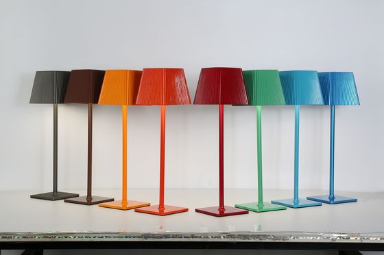 터치 센서 LED 데스크 램프 조절 밝기 AC100-240V DC 5V/1A