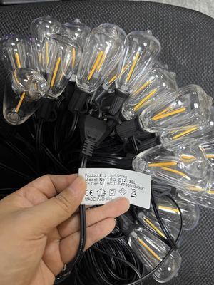 파티오 조명과 AC 110V/220V 입력 전압으로 웨딩에 우아함을 더하세요